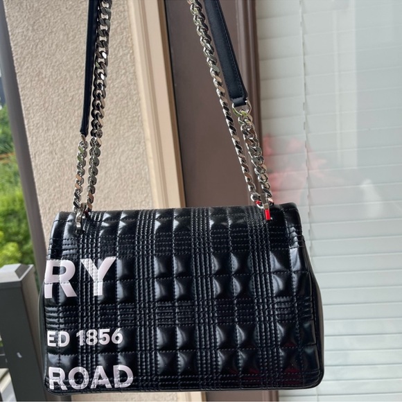 Burberry Horseferry Print Quilted Lola Bag - Picture 6 of 9